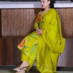 Green silk blend embroidered 3 piece V neck suit set for women with dupatta