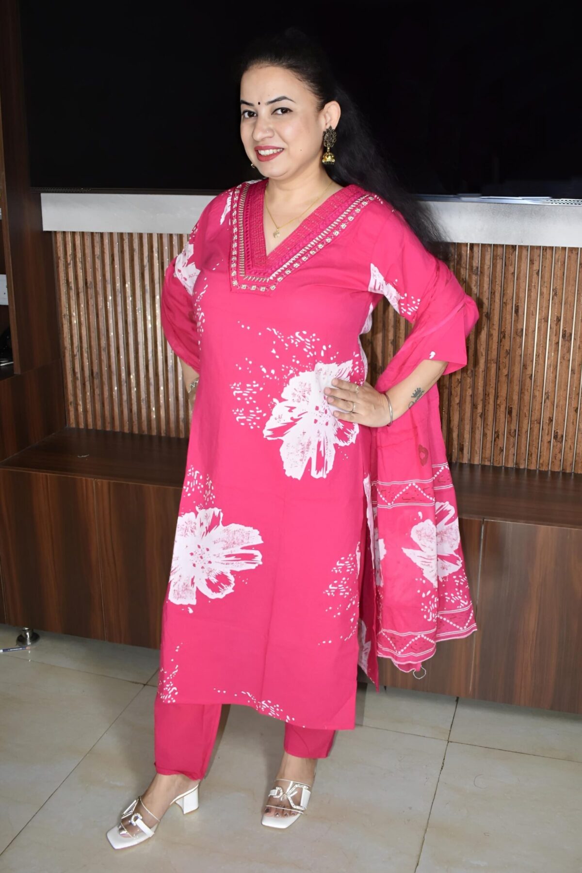 Pink color 3 PC V-Neck Suit,  Embroidery Work Detailing in Neck