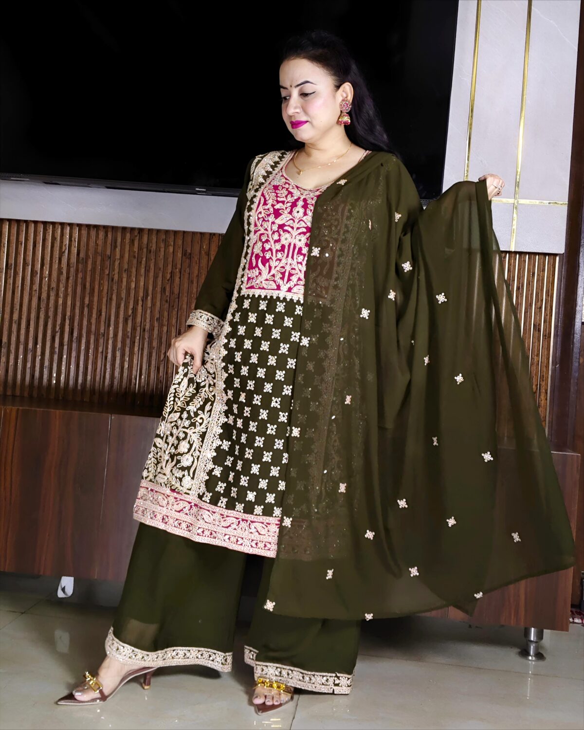 Elegant Embroidered Heavy Georgette Suit with Flowy Dupatta in Peacock Blue and Mehndi Green