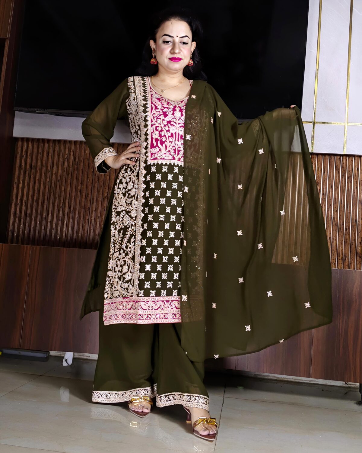 Elegant Embroidered Heavy Georgette Suit with Flowy Dupatta in Peacock Blue and Mehndi Green