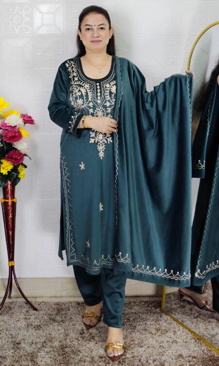 luxury velvet winter suit set for women