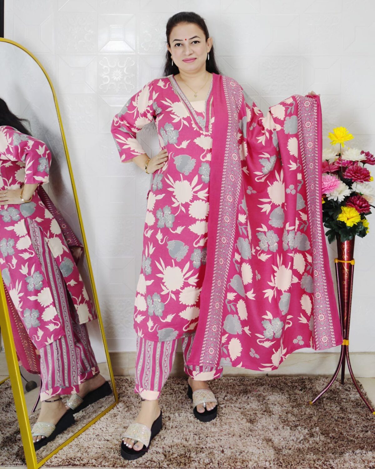 Pink Floral Printed Kurta Pant Dupatta Set for Women