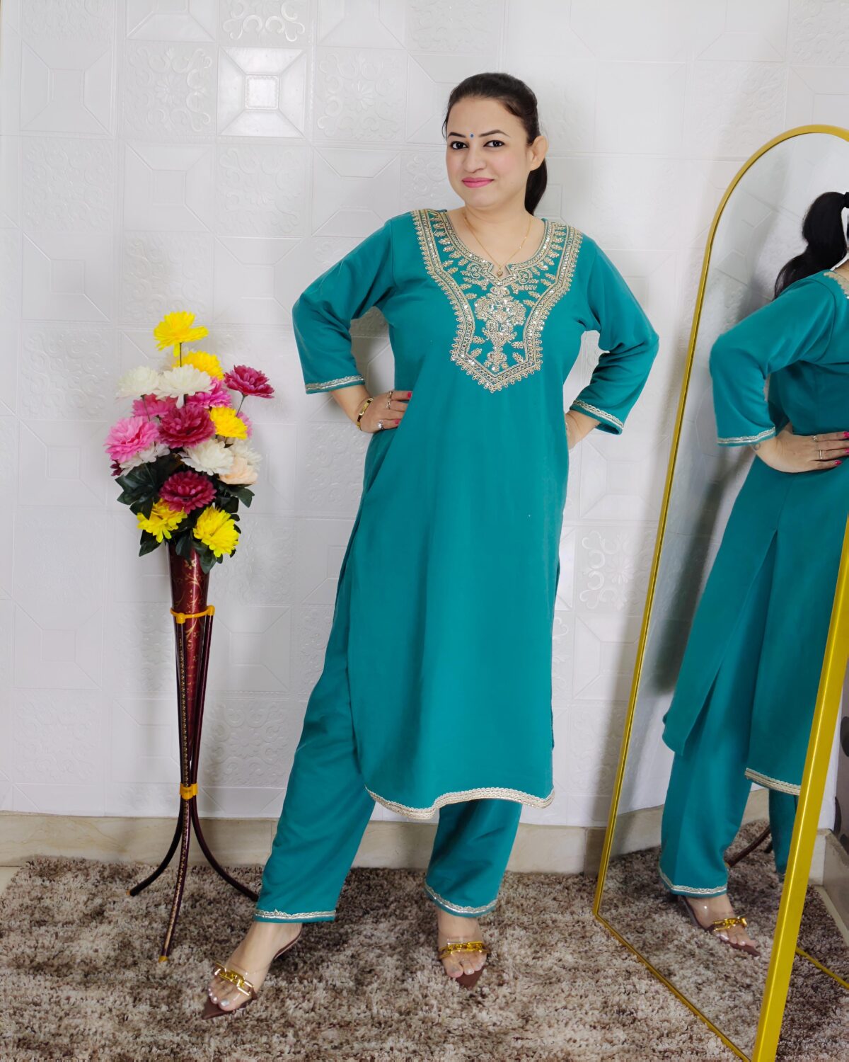 Women’s Woolen Embroidered Kurta Pant Set – Winter Ethnic Wear