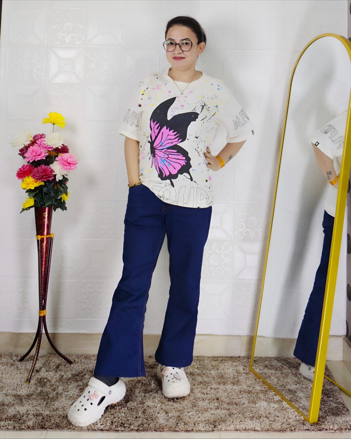 Women printed lycra casual t-shirt with graphic design